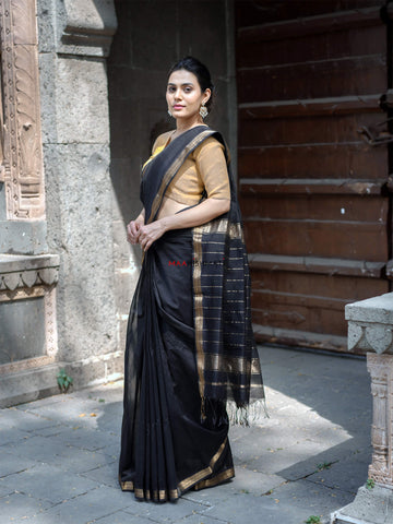 Devasree - Maheshwari Handloom Silk by Cotton Saree