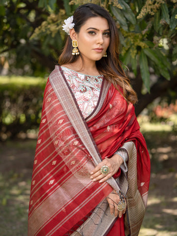 Must Know - Handloom Saree Traditions of India