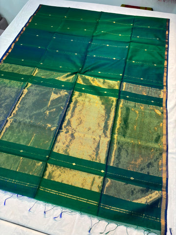 Mor Pankhi - Maheshwari Handloom Silk by Cotton Saree - Dual Shade with Butis - Green