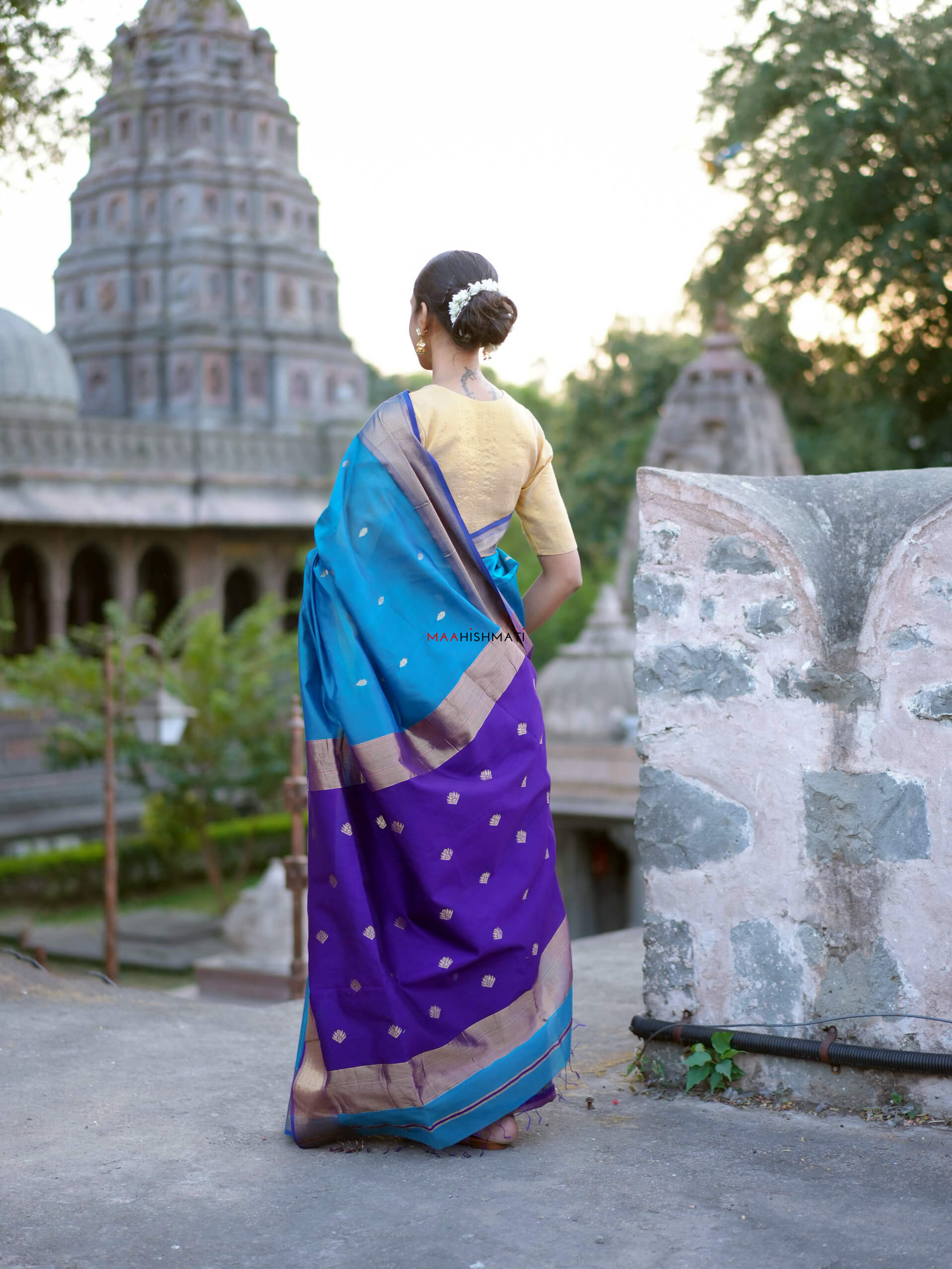 Orange - Traditional Maheshwari Cotton Handloom Stole with Tassels