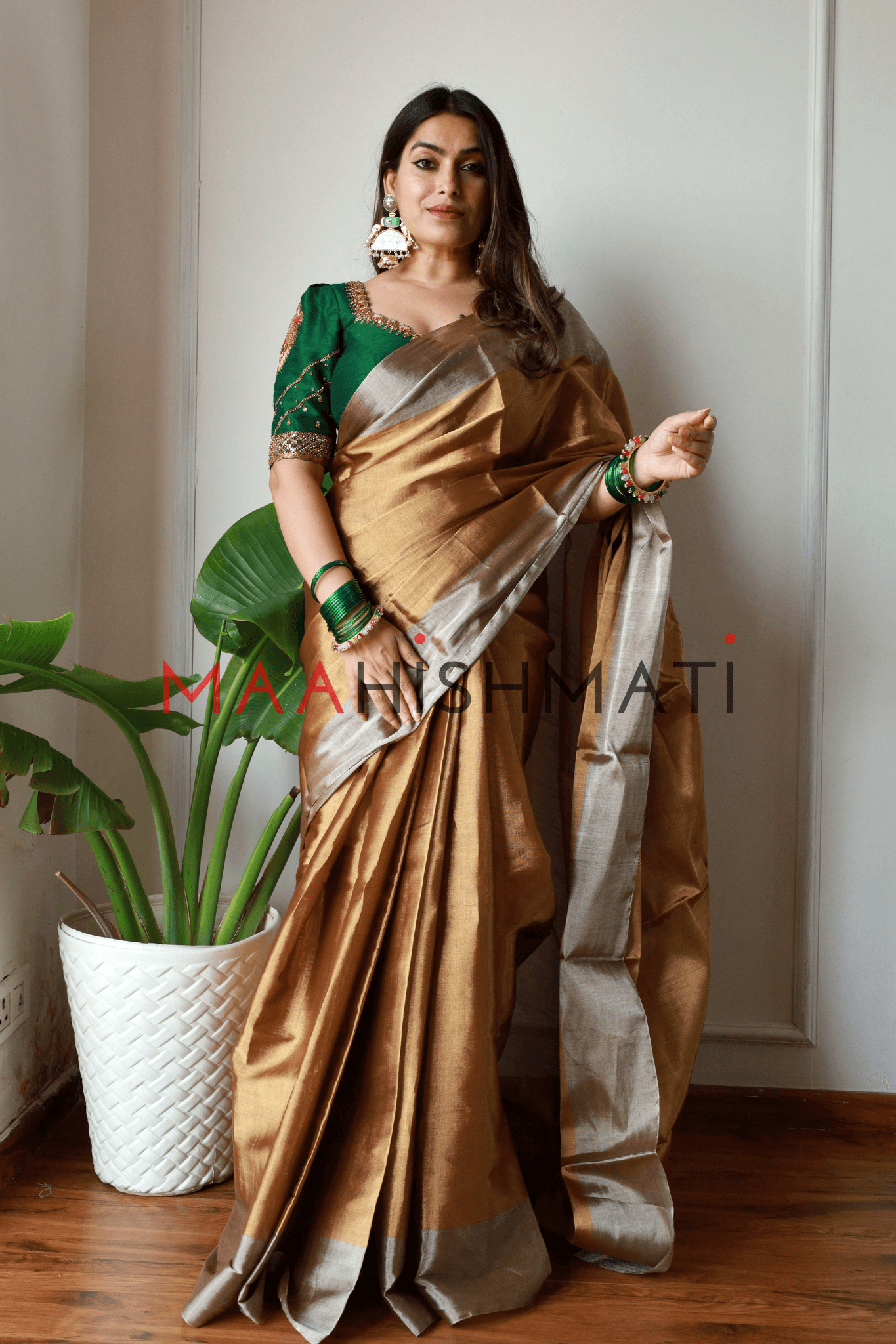 Gauri - गौरी Chanderi Handloom Tissue Silk Saree - Gold & Silver