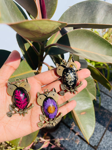 Resin Art Jewellery - Handmade Preserved Dried Flowers Pendants with Chain - Set of 3