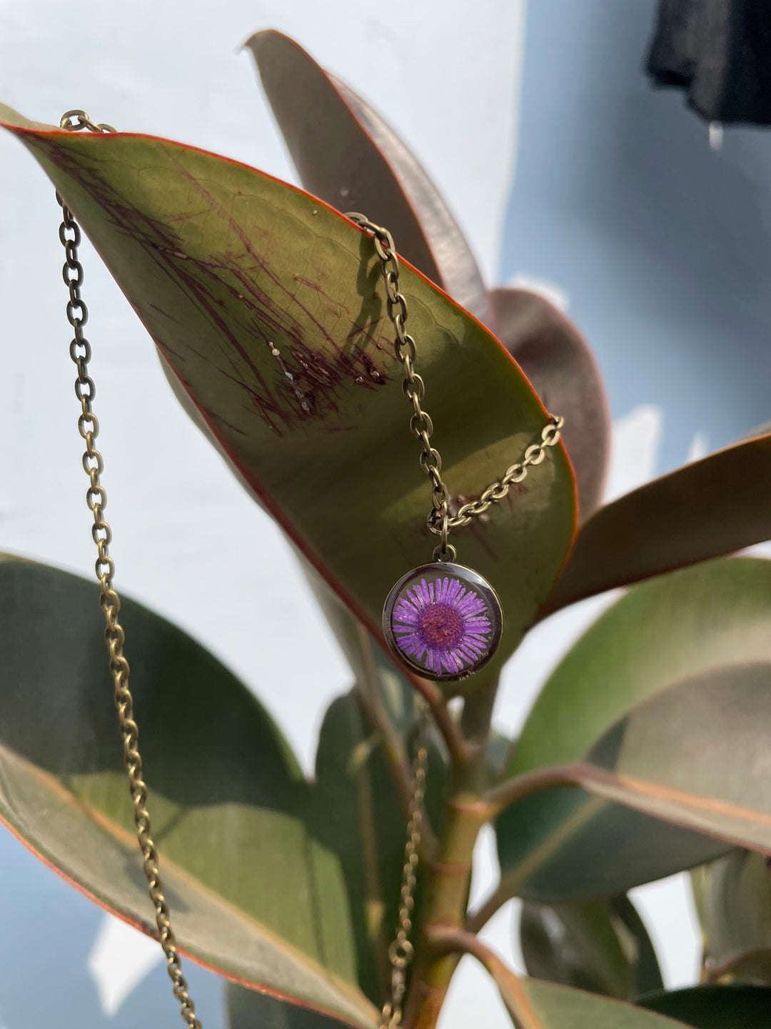 Floral Necklace - Handmade Resin Art Jewellery