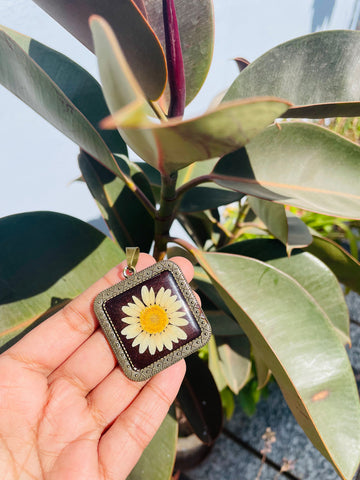 Floral Necklace - Handmade Resin Art Jewellery