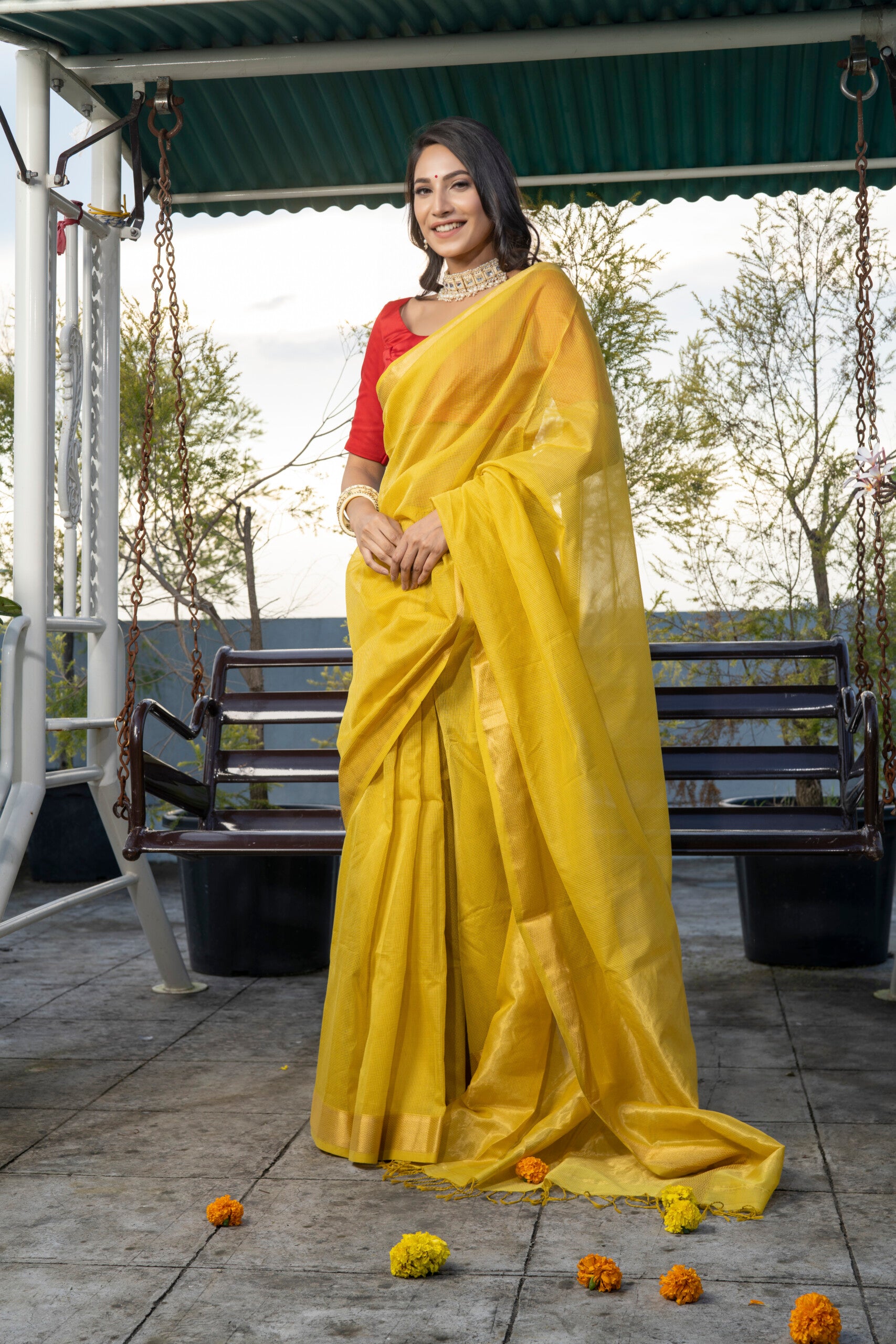 Maahishmati Sarees Handloom Maheshwari Sarees Handmade Sarees Handloom Silk Yellow Saree 2 scaled