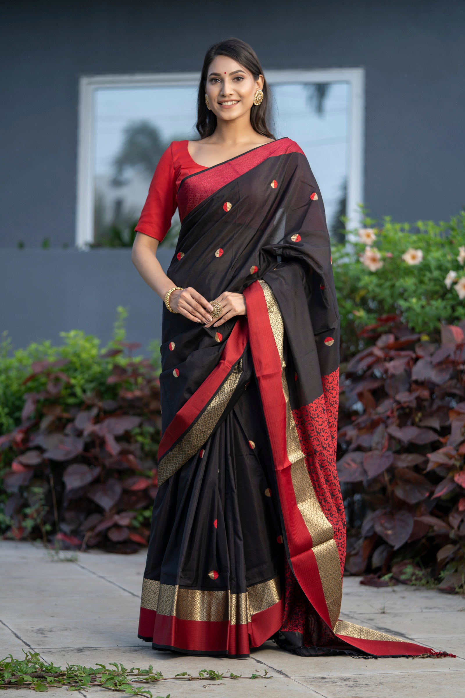 Woven Banarasi Silk Blend, Art Silk Saree Price in India - Buy Woven  Banarasi Silk Blend, Art Silk Saree online at Shopsy.in